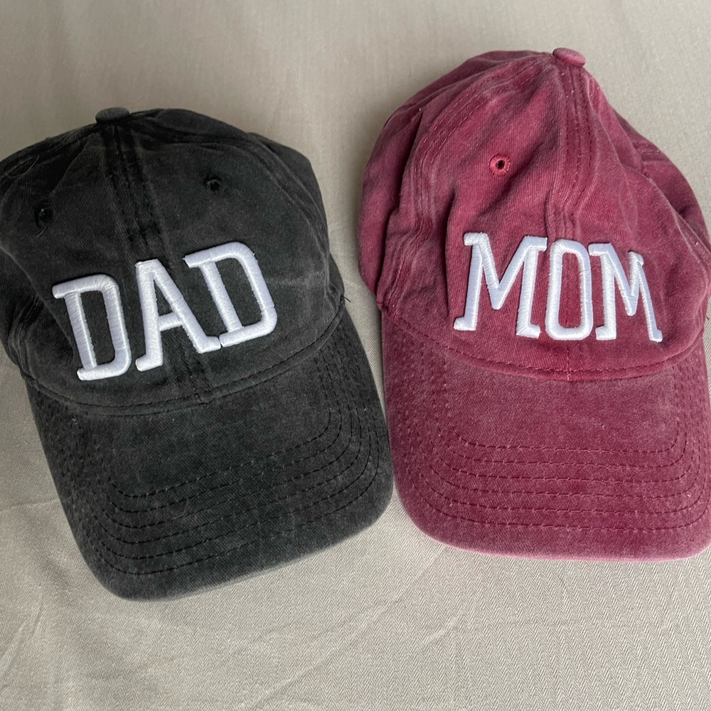 Dad & Mom Embroidered Cotton Baseball Caps - Black & Burgundy